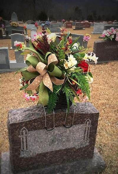 Natural Garden Headstone Saddle